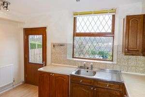KITCHEN- click for photo gallery